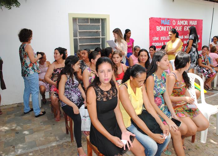 Município realiza festa em comemoração ao dia das mães - Imagem 83