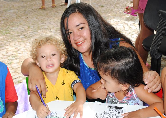 Município realiza festa em comemoração ao dia das mães - Imagem 52