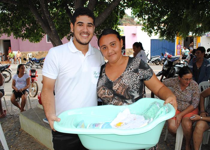 Município realiza festa em comemoração ao dia das mães - Imagem 90