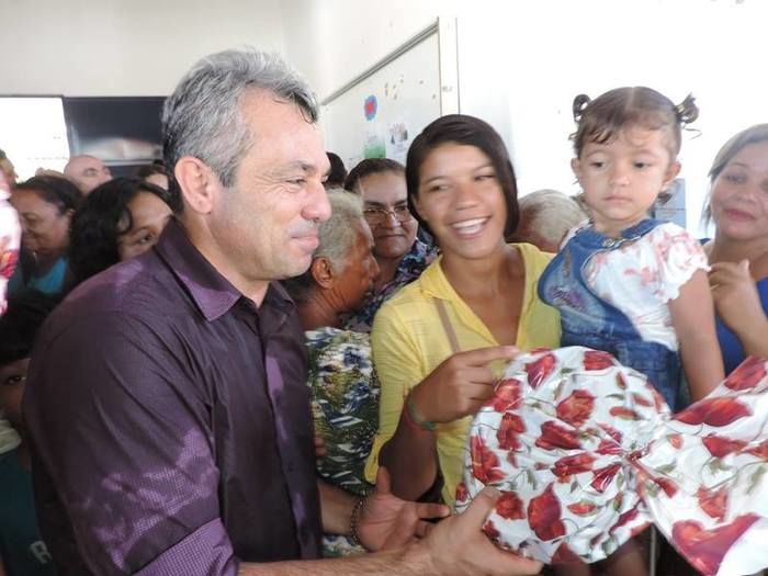 Prefeito Edílson Capote participa de homenagens ao ‘Dia das Mães’. - Imagem 2