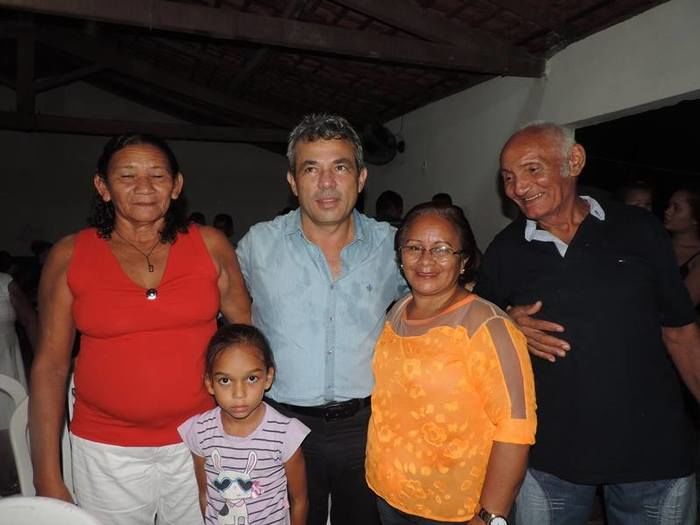 Prefeito Edílson Capote participa de homenagens ao ‘Dia das Mães’. - Imagem 15