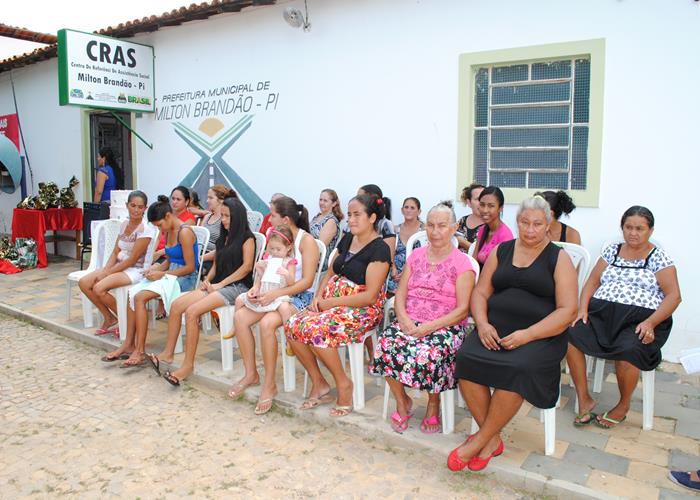 Município realiza festa em comemoração ao dia das mães - Imagem 33