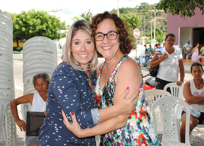 Município realiza festa em comemoração ao dia das mães - Imagem 70
