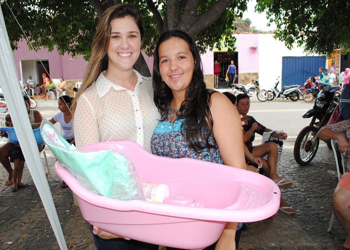 Município realiza festa em comemoração ao dia das mães - Imagem 87