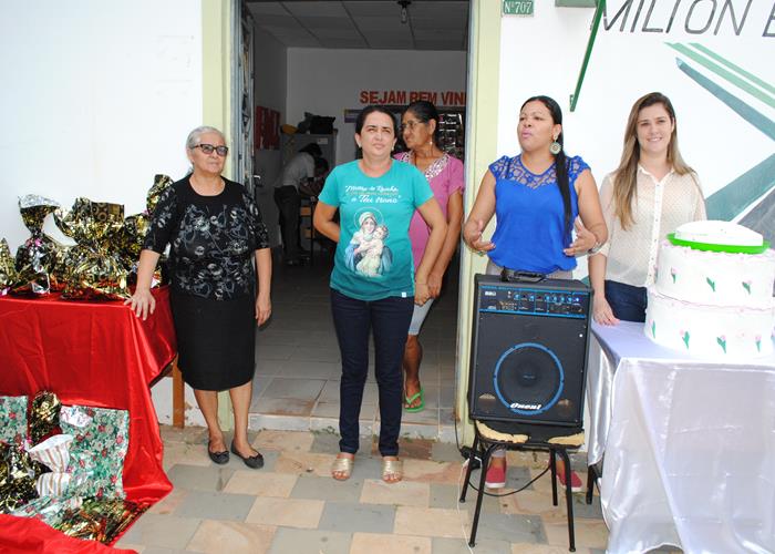 Município realiza festa em comemoração ao dia das mães - Imagem 62