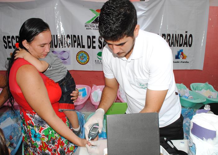 Município realiza festa em comemoração ao dia das mães - Imagem 59