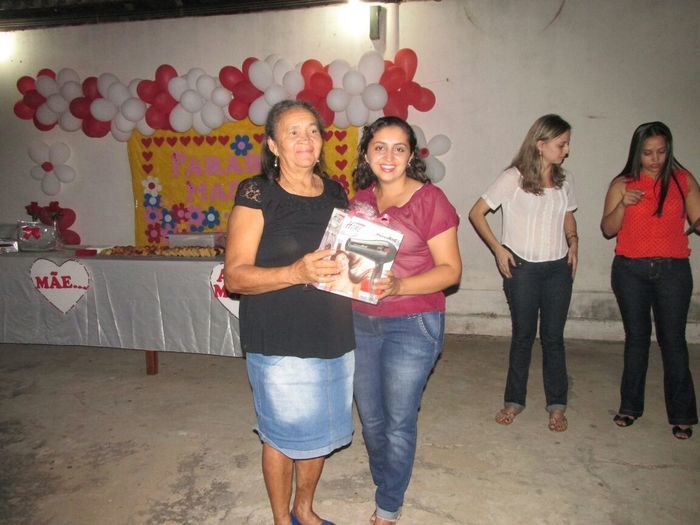 CRAS de São Félix do Piauí realiza festa em homenagem às Mães - Imagem 11