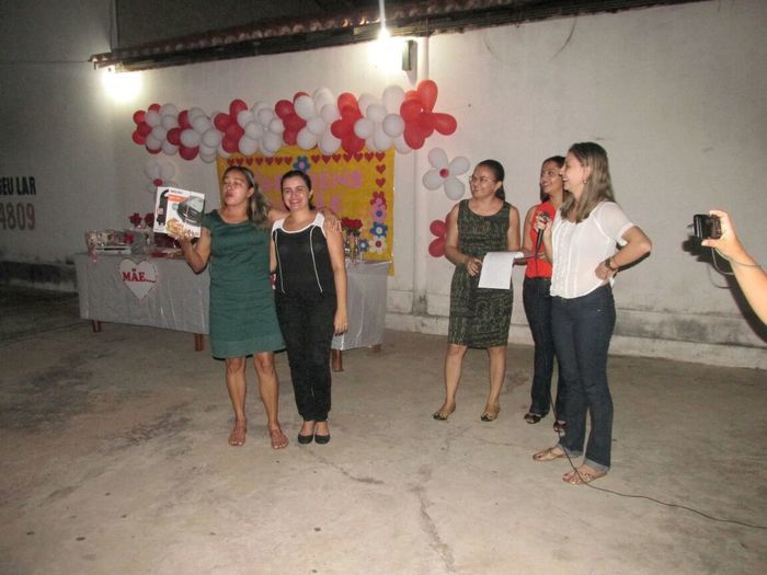 CRAS de São Félix do Piauí realiza festa em homenagem às Mães - Imagem 31