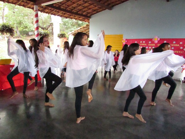 Escola Liberato Vieira Realizou Homenagem as Mães da Escola - Imagem 37