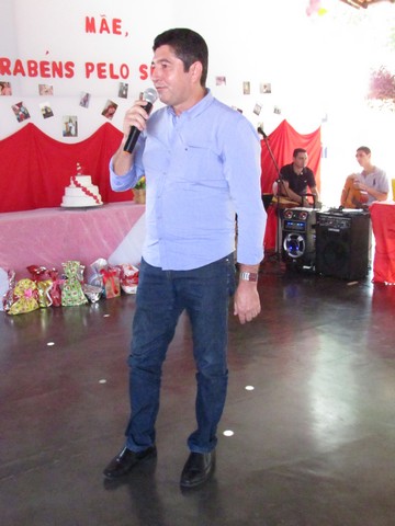 Escola Liberato Vieira Realizou Homenagem as Mães da Escola - Imagem 98