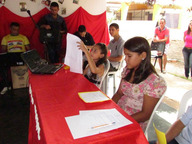 Escola Liberato Vieira Realizou Homenagem as Mães da Escola - Imagem 65