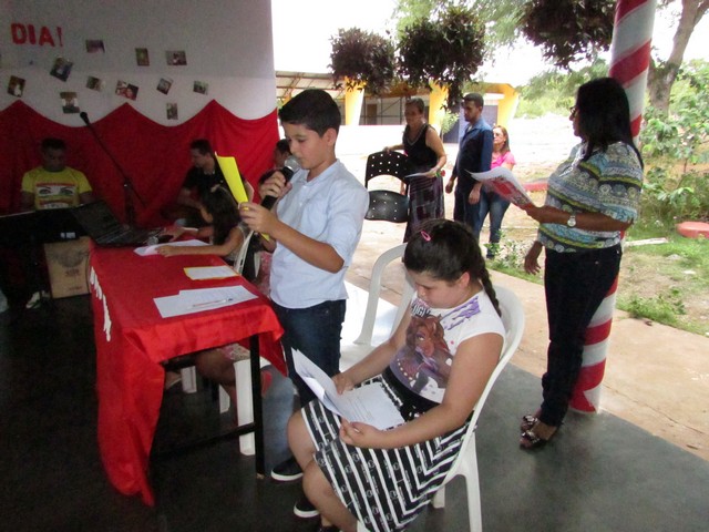 Escola Liberato Vieira Realizou Homenagem as Mães da Escola - Imagem 69