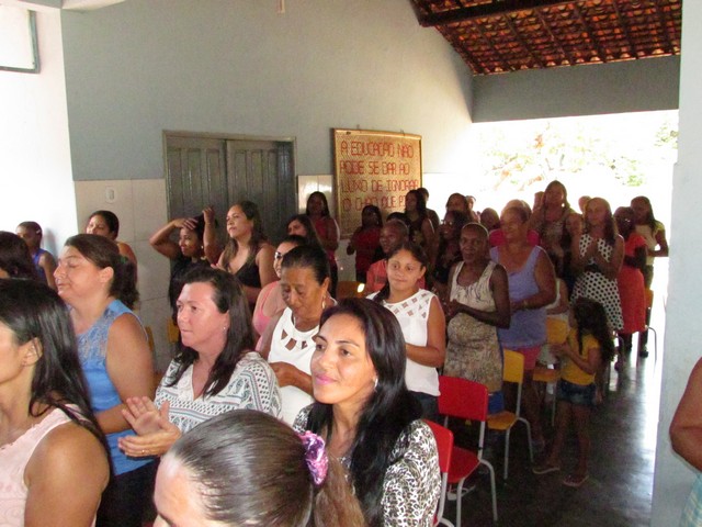 Escola Liberato Vieira Realizou Homenagem as Mães da Escola - Imagem 78