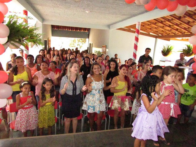 Escola Liberato Vieira Realizou Homenagem as Mães da Escola - Imagem 74