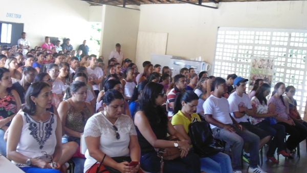 Servidores participam de reunião com prefeito  - Imagem 7