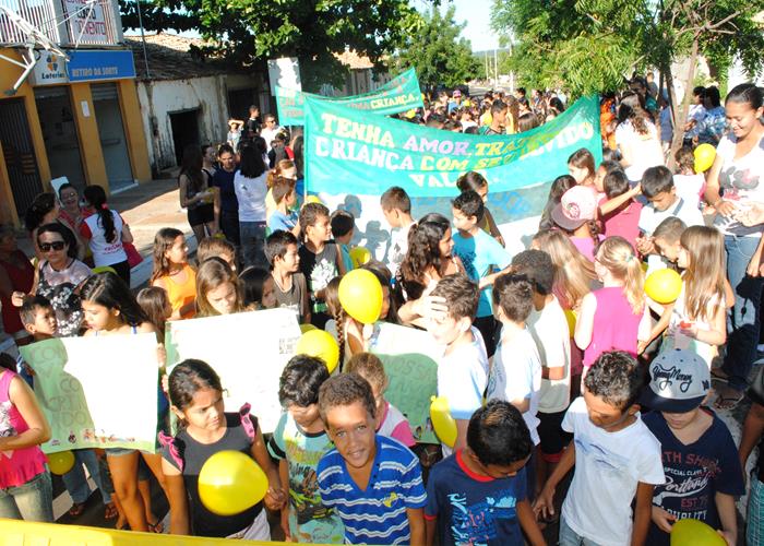  Caminhada lembra o Dia de Combate a Exploração Sexual Infantil  - Imagem 6