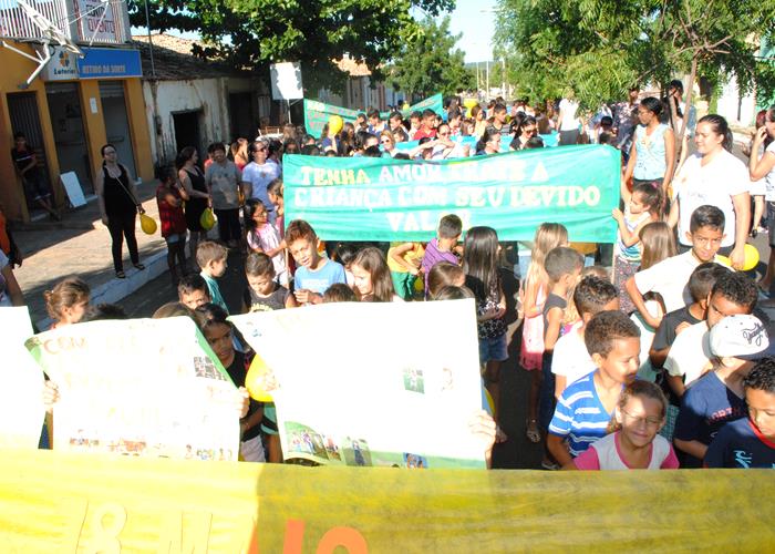  Caminhada lembra o Dia de Combate a Exploração Sexual Infantil  - Imagem 8