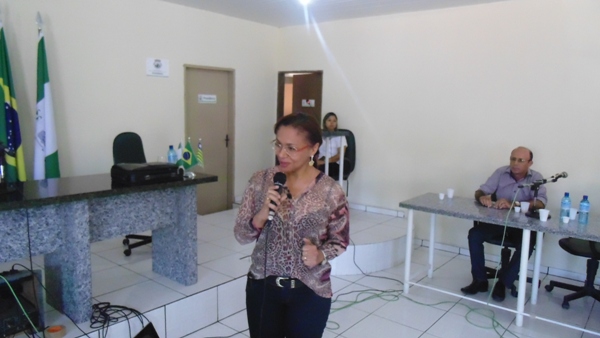 População participa de audiência pública em Santo Inácio   - Imagem 23