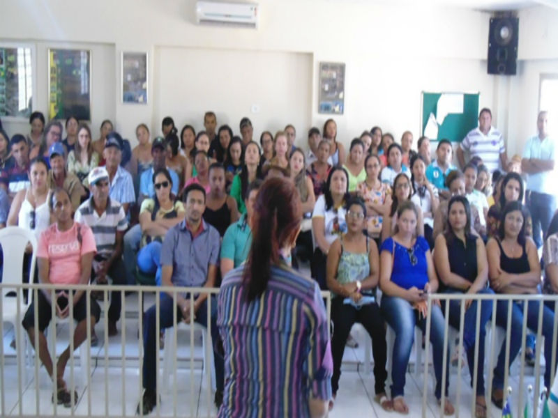 População participa de audiência pública em Santo Inácio  
