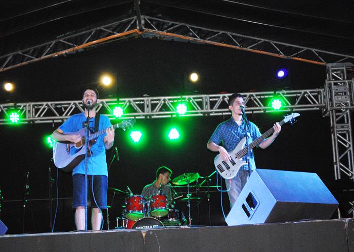 Praça lota e público interage com Gal Costa, na sexta de festival - Imagem 26
