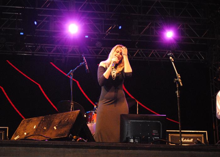 Praça lota e público interage com Gal Costa, na sexta de festival - Imagem 77