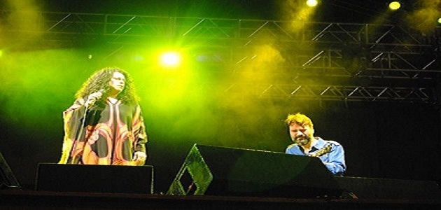 Praça lota e público interage com Gal Costa, na sexta de festival 