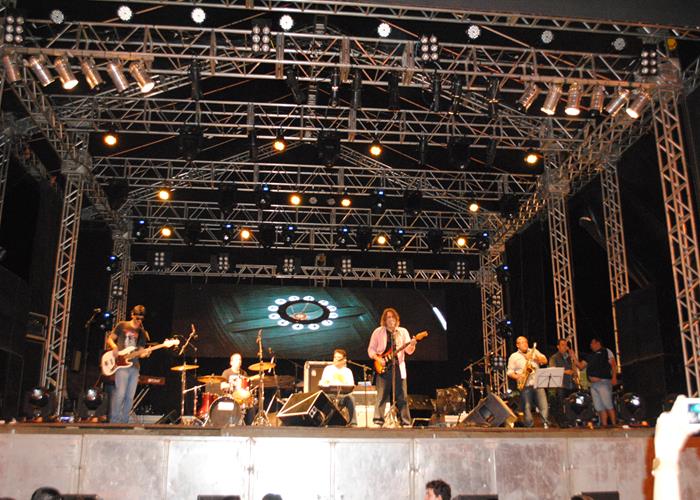 Público vai a loucura com a participação do Paralamas do Sucesso - Imagem 49