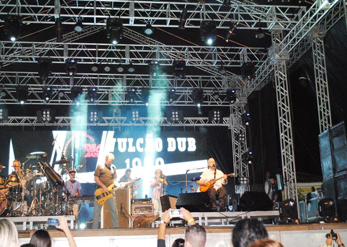 Público vai a loucura com a participação do Paralamas do Sucesso - Imagem 67