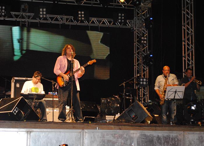 Público vai a loucura com a participação do Paralamas do Sucesso - Imagem 52