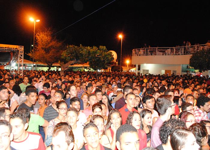 Público vai a loucura com a participação do Paralamas do Sucesso - Imagem 39