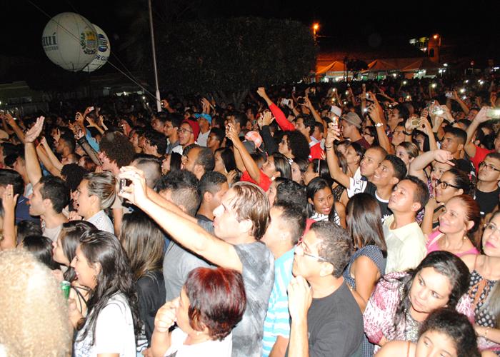 Público vai a loucura com a participação do Paralamas do Sucesso - Imagem 61