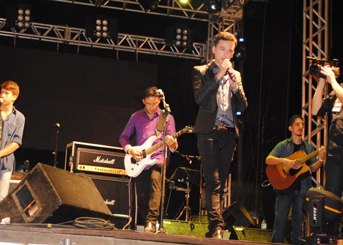 Público vai a loucura com a participação do Paralamas do Sucesso - Imagem 19