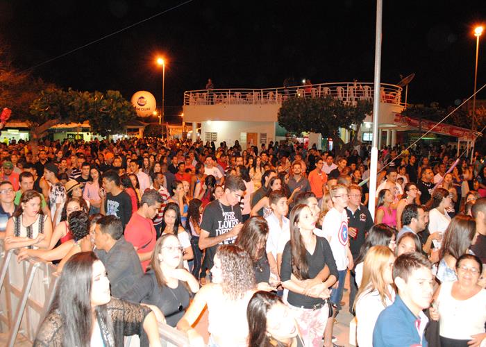 Público vai a loucura com a participação do Paralamas do Sucesso - Imagem 12