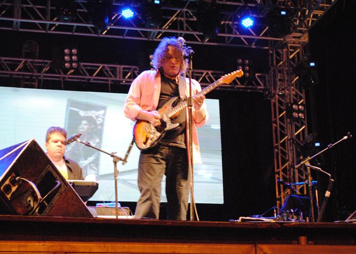 Público vai a loucura com a participação do Paralamas do Sucesso - Imagem 29