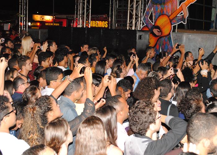 Público vai a loucura com a participação do Paralamas do Sucesso - Imagem 57