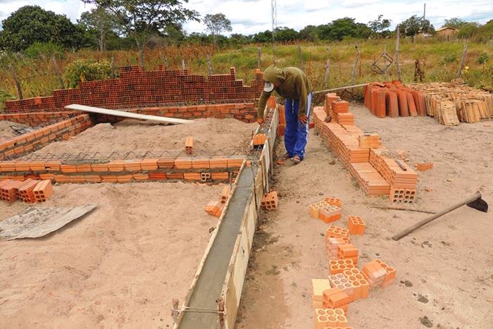 Dona Oncinha, breve estará com a família morando em sua casa  - Imagem 6
