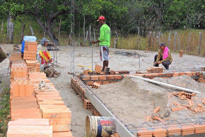 Dona Oncinha, breve estará com a família morando em sua casa  - Imagem 13