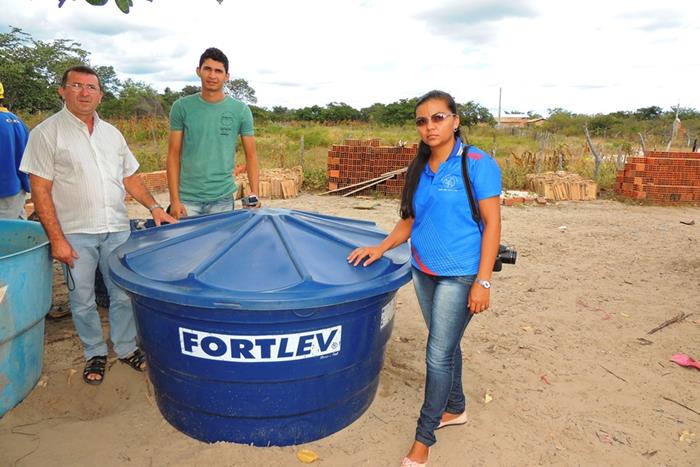 Dona Oncinha, breve estará com a família morando em sua casa  - Imagem 14