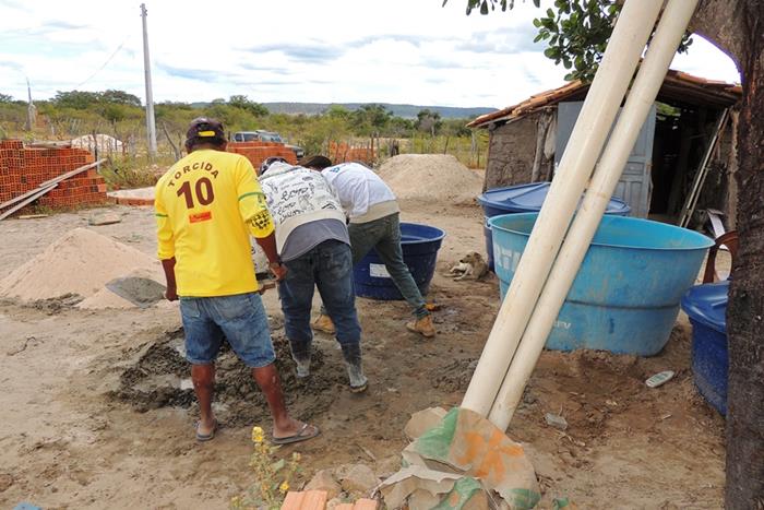 Dona Oncinha, breve estará com a família morando em sua casa  - Imagem 11