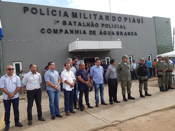 Solenidade de Entrega do 18º Batalhão de Policia do Médio Parnaíba  - Imagem 11