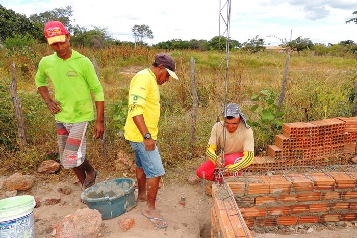Dona Oncinha, breve estará com a família morando em sua casa  - Imagem 3
