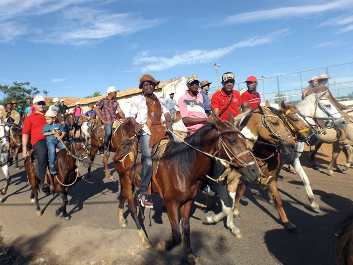 Festa do Vaqueiro finaliza IV EXPOEIRAS - Imagem 3