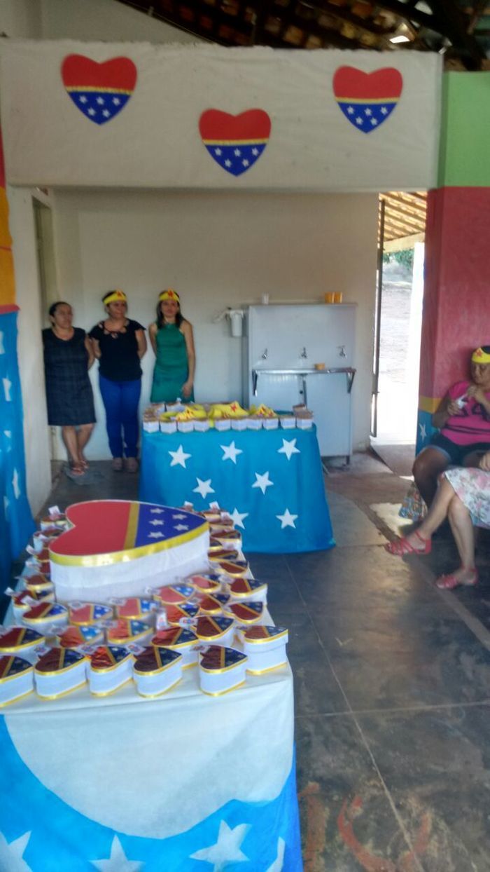 Escolas homenageiam as mães dos alunos - Imagem 52