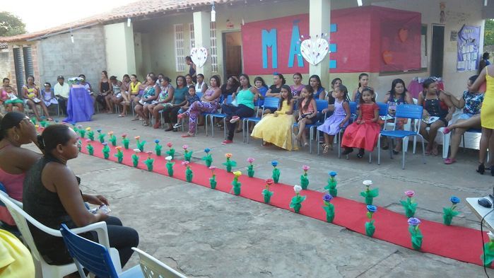 Escolas homenageiam as mães dos alunos - Imagem 35