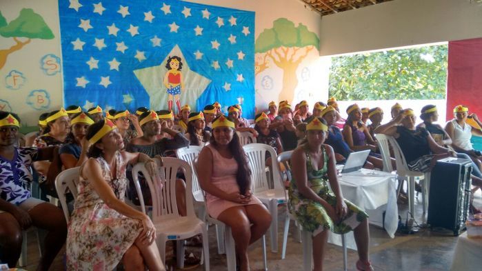 Escolas homenageiam as mães dos alunos - Imagem 48