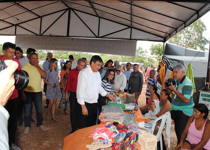 Feira da Economia Solidária atrai grande público  - Imagem 27