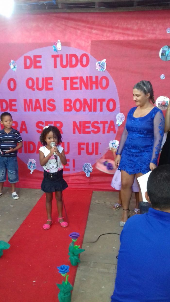 Escolas homenageiam as mães dos alunos - Imagem 28