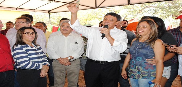 Feira da Economia Solidária atrai grande público 