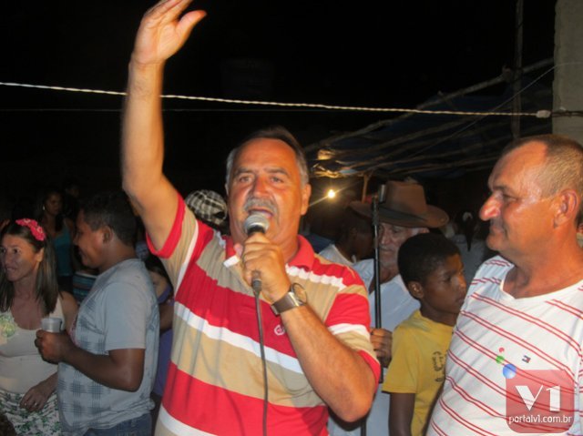 Ex-prefeito de Novo Oriente tem carro levado por ladrões na PI 120  - Imagem 1