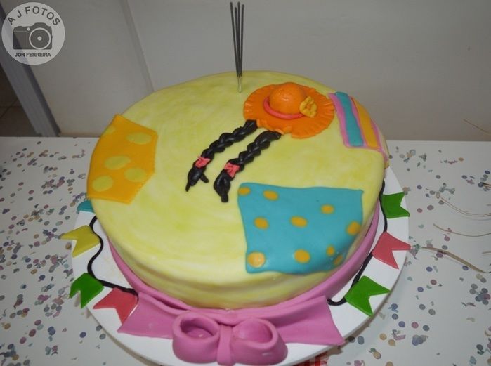 Recepcionista é surpreendida por amigas no aniversário - Imagem 18